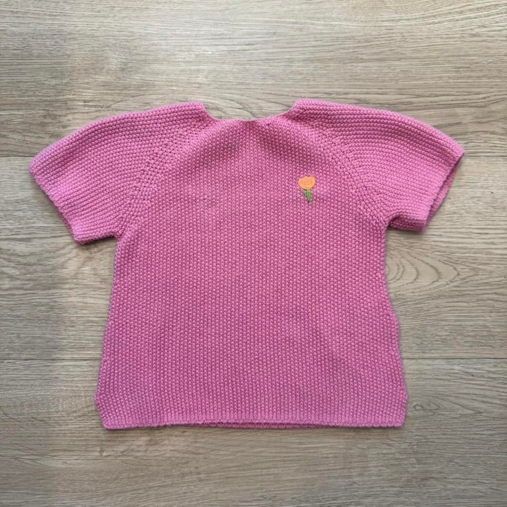 pink knitted top